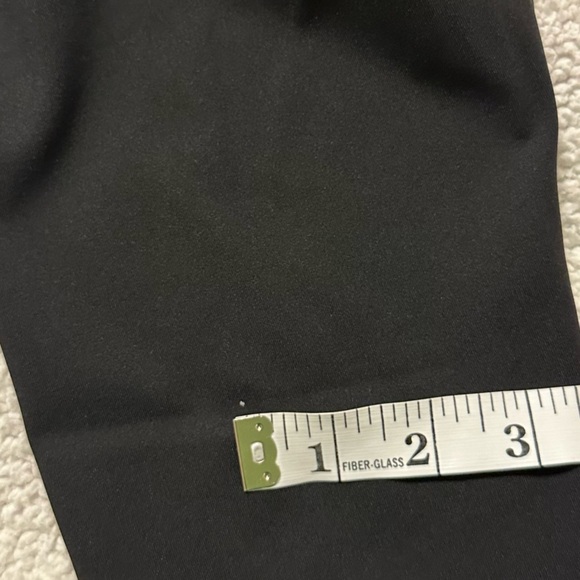 Lululemon Solid Black Wunder Under Hi-Rise Tight Leggings Full Length - Picture 13 of 14
